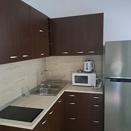 амара б3 студия * Σάνι Μπιτς